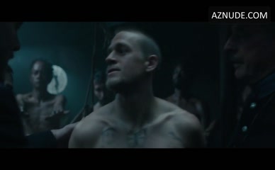 CHARLIE HUNNAM in Papillon