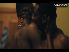 CHIBUIKEM UCHE NUDE/SEXY SCENE IN ONE OF US IS LYING