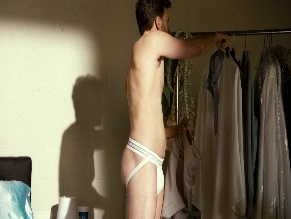 CHRIS EVANS NUDE/SEXY SCENE IN HONEY DON'T!