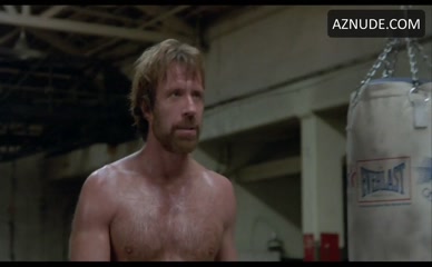 CHUCK NORRIS in Code Of Silence