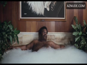 CRAIG ROBINSON NUDE/SEXY SCENE IN AN EVENING WITH BEVERLY LUFF LINN