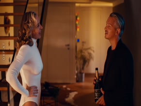 FARIS RAHOMA NUDE/SEXY SCENE IN VORSTADTWEIBER