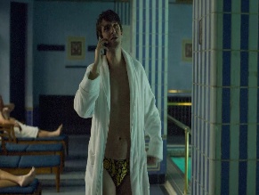 DAN STEVENS NUDE/SEXY SCENE IN SWIPED