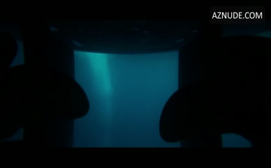 DAVE DAVIS NUDE/SEXY SCENE IN PRESENCE