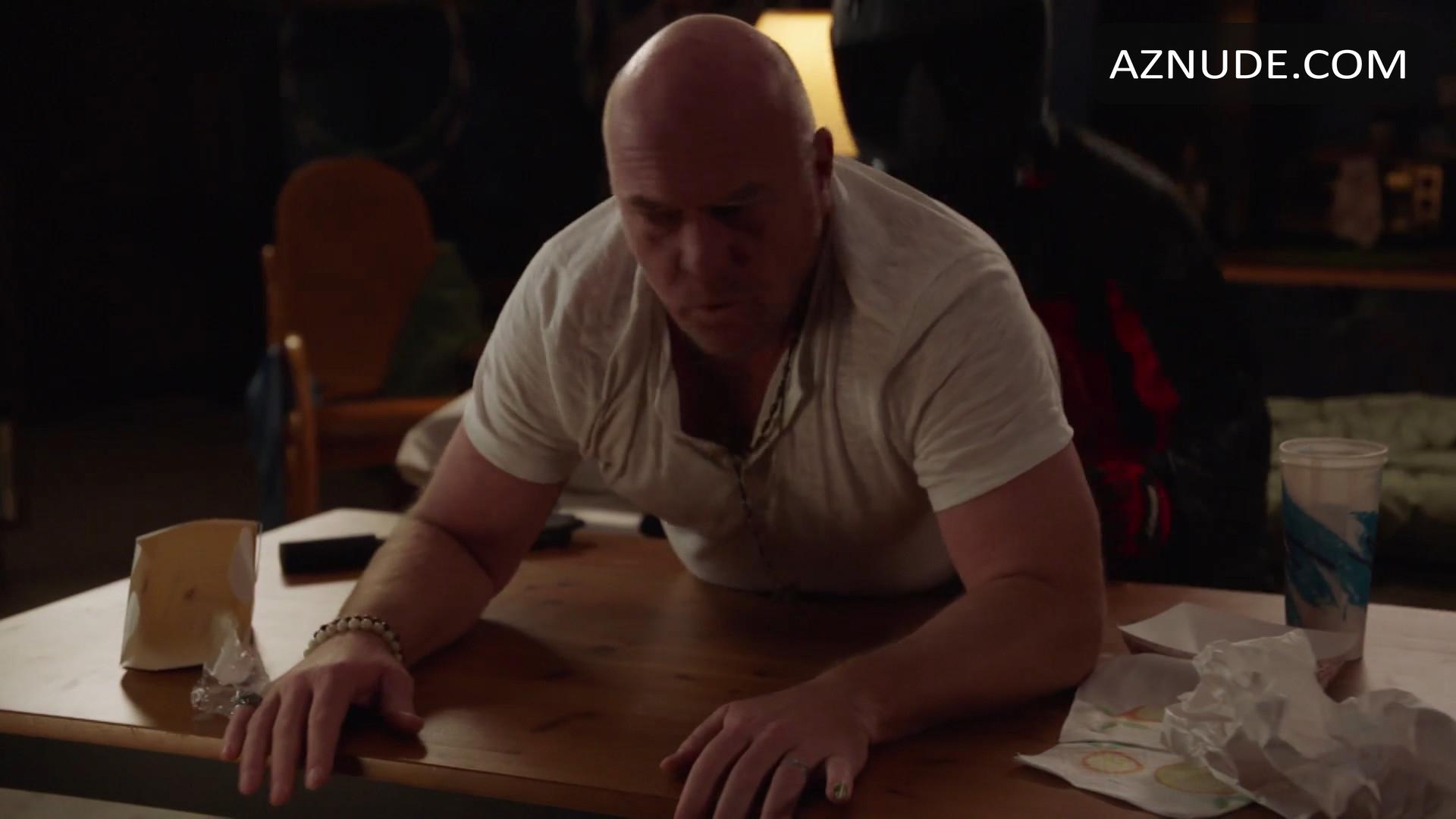 Dean norris sex scene