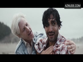 DOMINIC RAINS in BURN COUNTRY (2016)