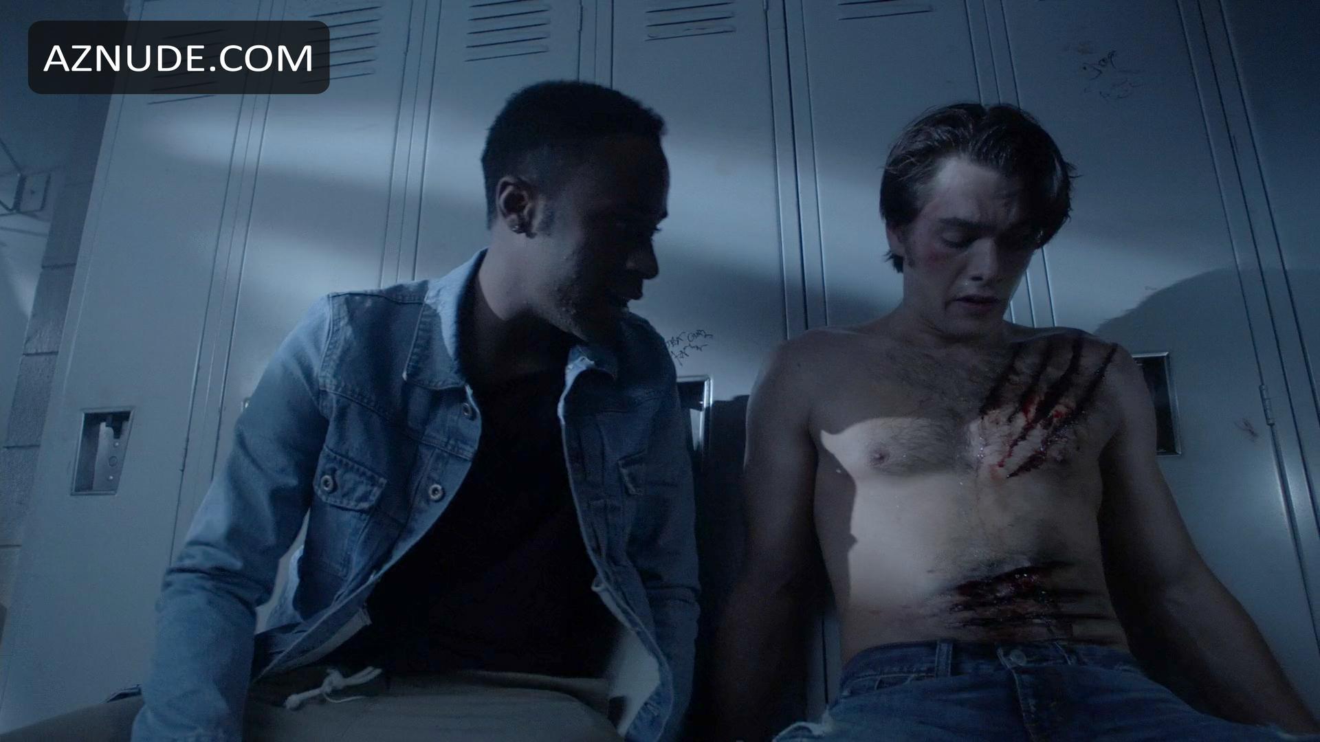 Dylan sprayberry sex scene