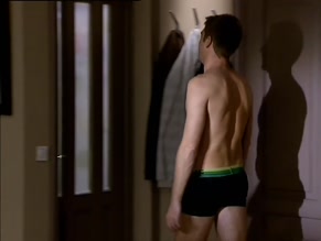 JUANJO ARTERO NUDE/SEXY SCENE IN EL COMISARIO