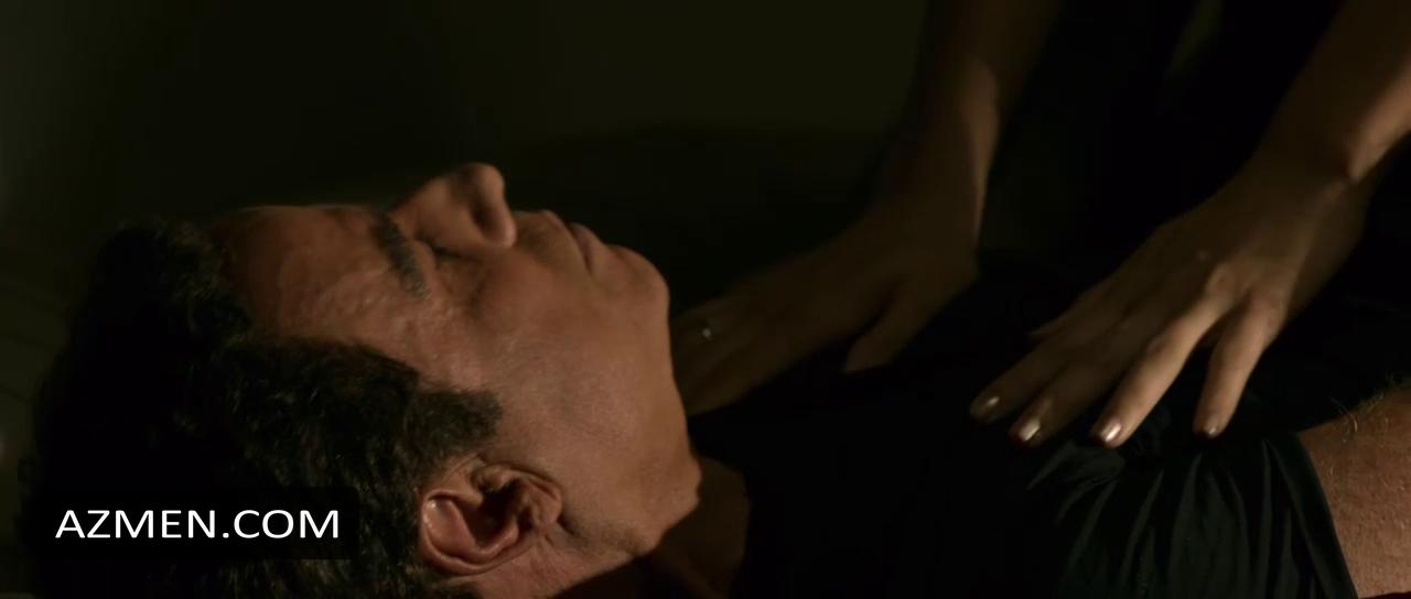 Jon Travolta porno jinsiy aloqa