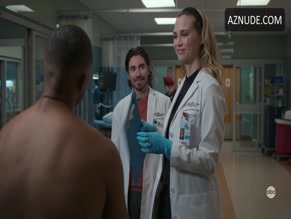 FARLEY JACKSON NUDE/SEXY SCENE IN THE GOOD DOCTOR