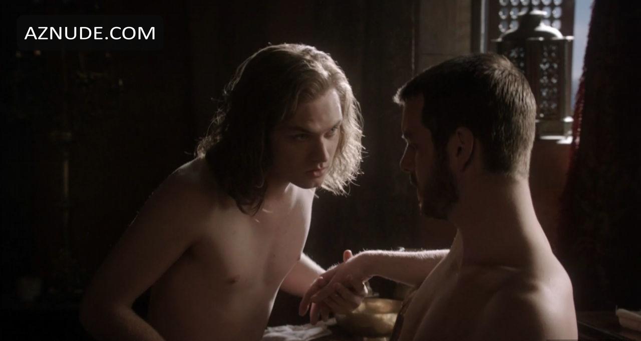 Finn jones nude