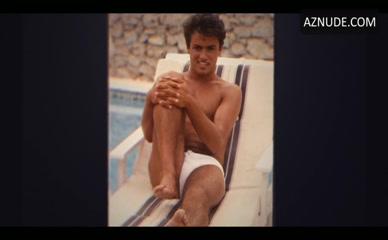 GEORGE MICHAEL,ANDREW RIDGELEY NUDE/SEXY SCENE IN WHAM!
