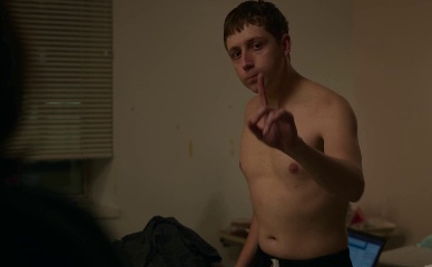 GERRAN HOWELL NUDE/SEXY SCENE IN THE PITT