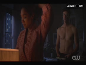 GRANT GUSTIN in THE FLASH (2014)(2014)