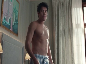 HENRY GOLDING NUDE/SEXY SCENE IN NINE PERFECT STRANGERS