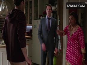 IKE BARINHOLTZ in THE MINDY PROJECT(2012)
