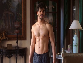 ISHAAN KHATTAR NUDE/SEXY SCENE IN THE ROYALS