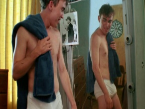 JACKIE EARLE HALEY,JOHN STOCKWELL NUDE/SEXY SCENE IN LOSIN' IT