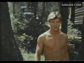 JAN-MICHAEL VINCENT NUDE/SEXY SCENE IN BUSTER AND BILLIE