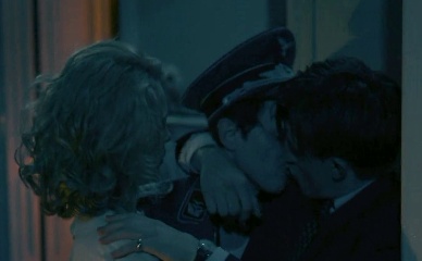 JANNIS NIEWOHNER,JOEL BASMAN NUDE/SEXY SCENE IN STELLA. A LIFE.