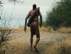JASON MOMOA NUDE/SEXY SCENE IN CHIEF OF WAR