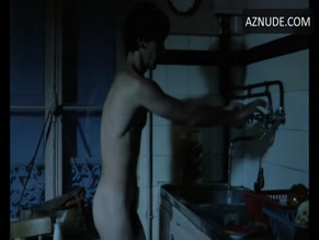 JEAN-HUGUES ANGLADE NUDE/SEXY SCENE IN BETTY BLUE