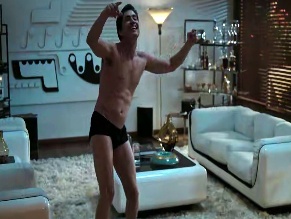 JUAN PABLO URREGO NUDE/SEXY SCENE IN DELIRIUM