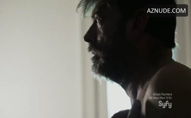 Jamie Pederson Sexy, Shirtless Scene in Z Nation - AZNude Men