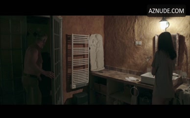 KEN SAMUELS NUDE/SEXY SCENE IN THE BARN