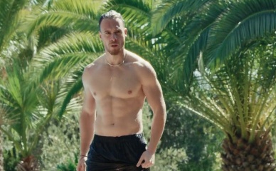 KEREM BURSIN NUDE/SEXY SCENE IN PLATONIC