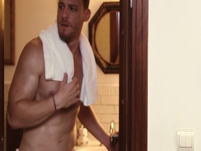 KEREM BURSIN NUDE/SEXY SCENE IN PLATONIC