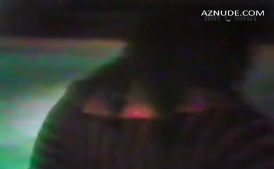KEVIN DUBROW,FRANKIE BANALI,RUDY SARZO NUDE/SEXY SCENE IN QUIET RIOT: WELL NOW YOU'RE HERE, THERE'S NO WAY BACK