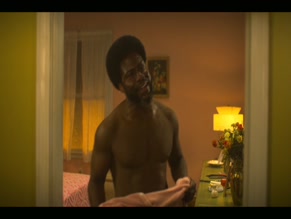 KEVIN HART NUDE/SEXY SCENE IN FIGHT NIGHT: THE MILLION DOLLAR HEIST