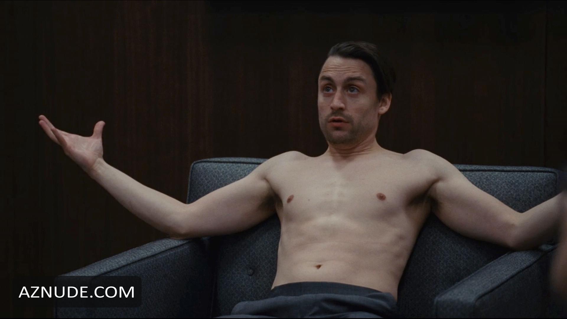 Kieran culkin naked