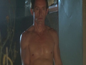 LANCE HENRIKSEN in THE HORROR SHOW