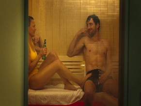 LAURIE DAVIDSON NUDE/SEXY SCENE IN THE GIRLFRIEND