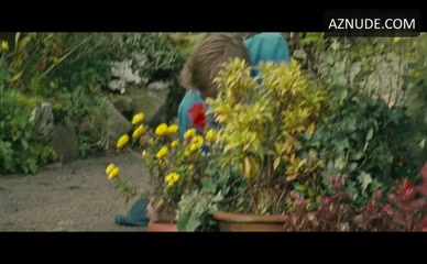 MACKENZIE CROOK NUDE/SEXY SCENE IN THREE AND OUT