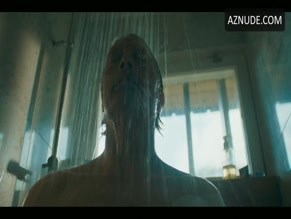 MADS MIKKELSEN NUDE/SEXY SCENE IN ANOTHER ROUND