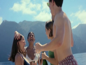 MANEL DUARTE NUDE/SEXY SCENE IN OASIS