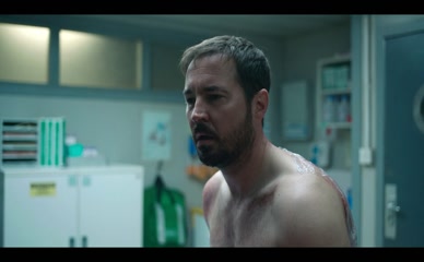 MARTIN COMPSTON in The Rig