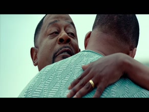 MARTIN LAWRENCE NUDE/SEXY SCENE IN BAD BOYS: RIDE OR DIE