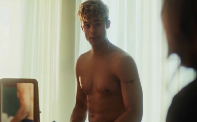 MATTHEW BROOME NUDE/SEXY SCENE IN YOUR FAULT: LONDON