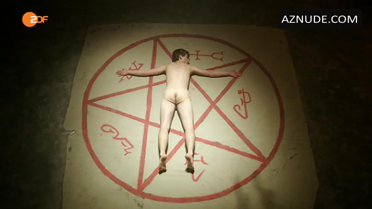 Max hegewald nackt