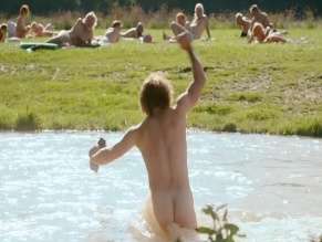 MAXIMILIAN BRUCKNER NUDE/SEXY SCENE IN EIN MUNCHNER IM HIMMEL - DER TOD IST ERST DER ANFANG