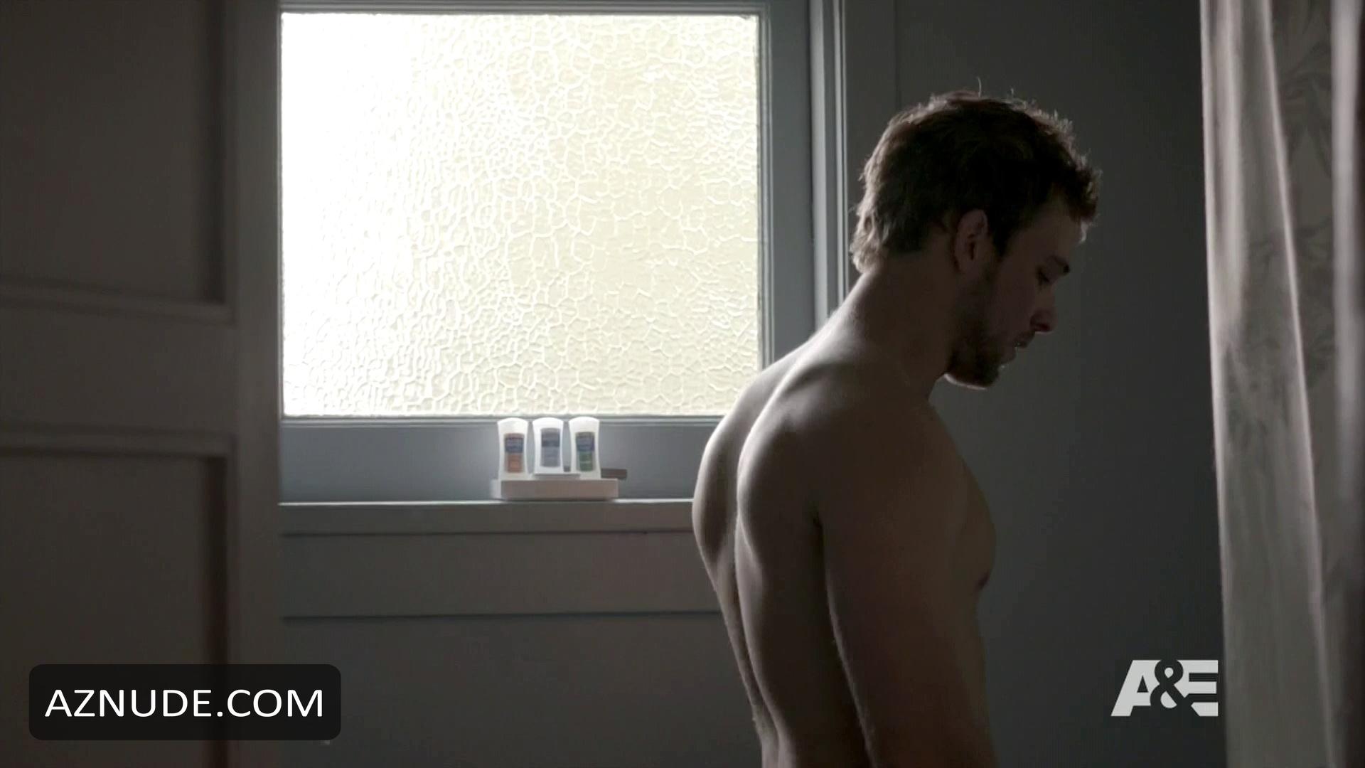 Max thieriot naked