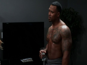 BOLO THE ENTERTAINER in ALL THE QUEEN'S MEN