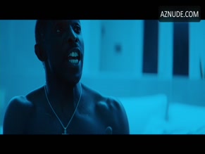 MICHAEL KENNETH WILLIAMS NUDE/SEXY SCENE IN BODY BROKERS