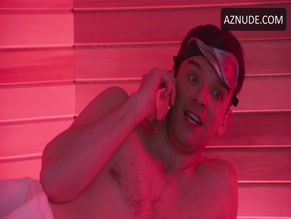 MICHAEL URIE NUDE/SEXY SCENE IN YOUNGER