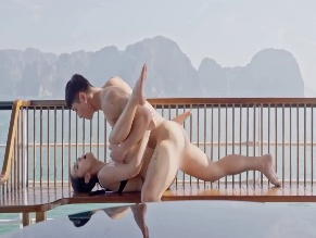 MON MENDOZA NUDE/SEXY SCENE IN SEM BREAK