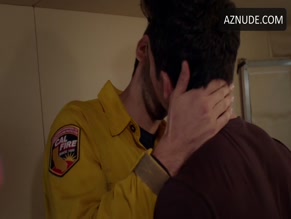 NYLE DIMARCO NUDE/SEXY SCENE IN STATION 19